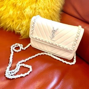 Cross body medium bag 8x5.5x3